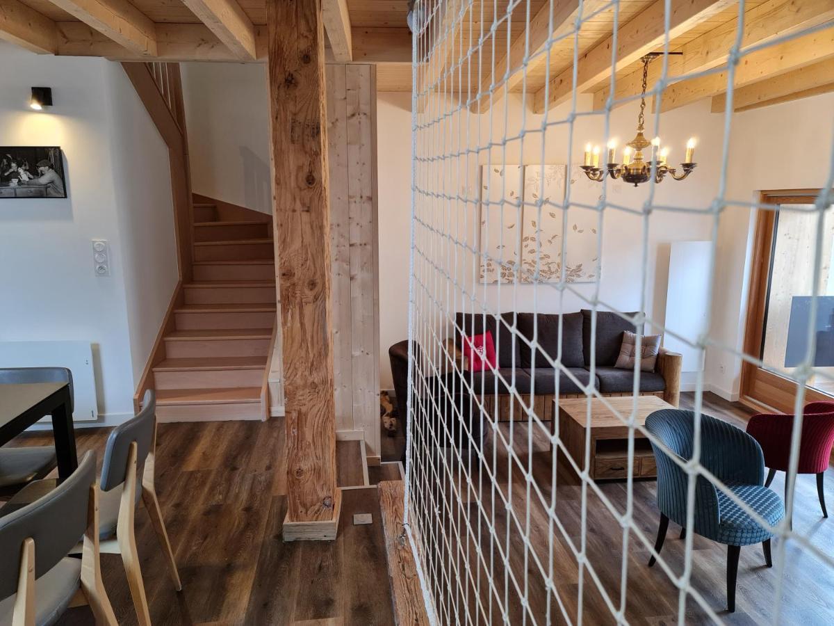 La Maizon Du Bois - Le Haut Appartement De 130 M2 - Le Bas Appartement De 70 M2 라 플라뉴 외부 사진