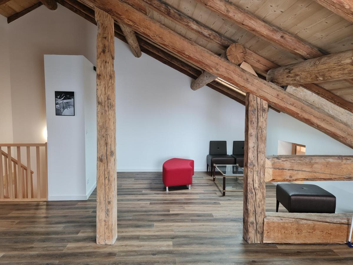 La Maizon Du Bois - Le Haut Appartement De 130 M2 - Le Bas Appartement De 70 M2 라 플라뉴 외부 사진
