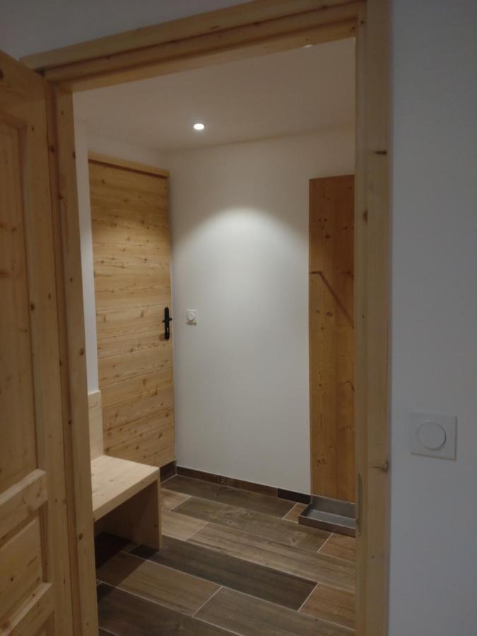 La Maizon Du Bois - Le Haut Appartement De 130 M2 - Le Bas Appartement De 70 M2 라 플라뉴 외부 사진