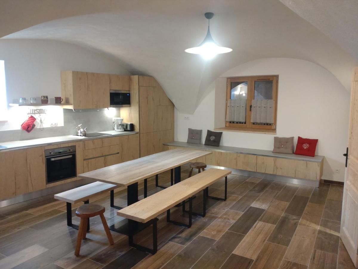 La Maizon Du Bois - Le Haut Appartement De 130 M2 - Le Bas Appartement De 70 M2 라 플라뉴 외부 사진